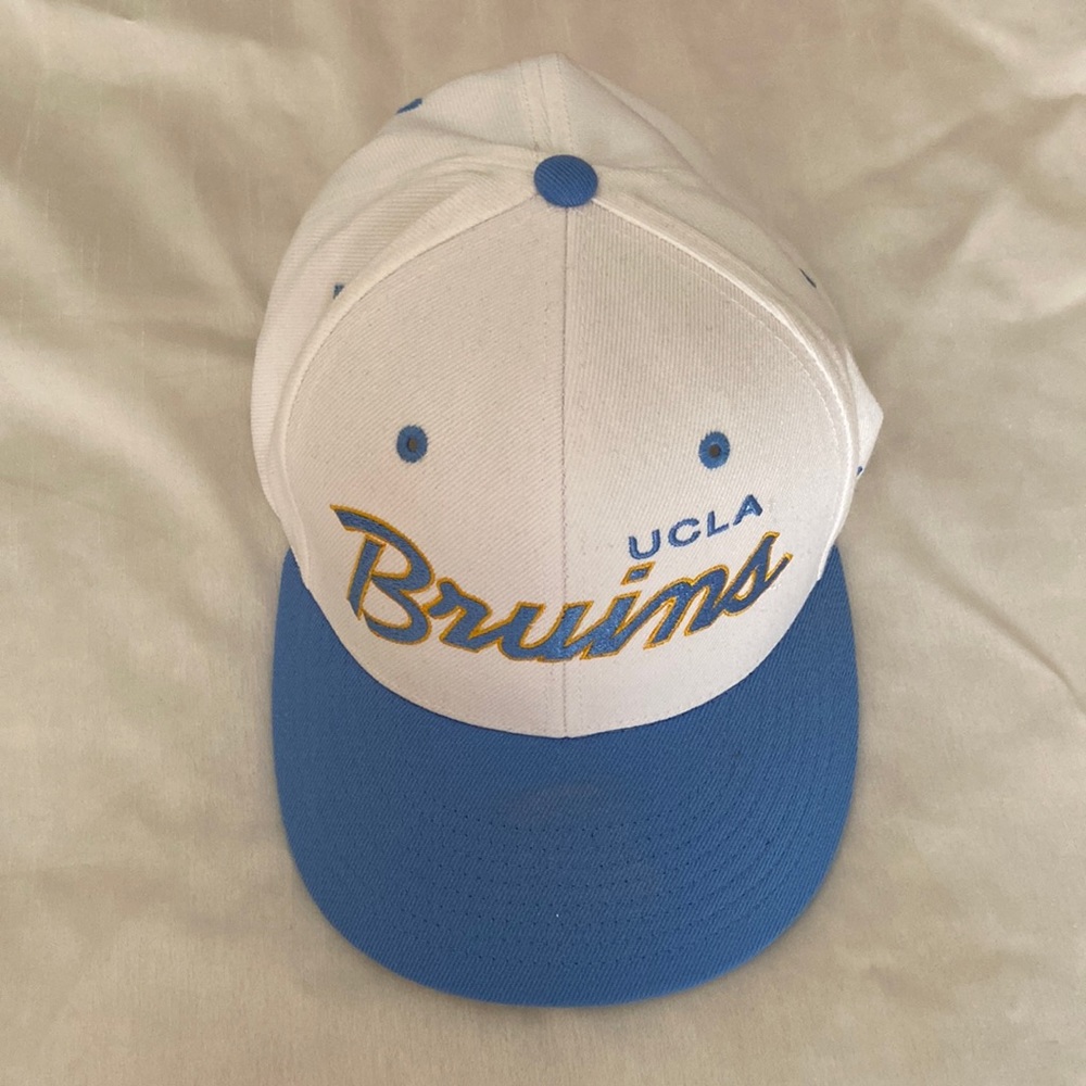 UCLA Bruins Snap back